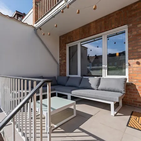 Ruime Woning Aan Zee Met Zonnige Tuin En Terras - 9p Holiday home Blankenberge