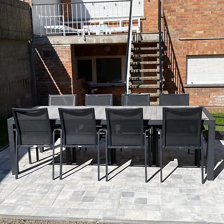 Ruime Woning Aan Zee Met Zonnige Tuin En Terras - 9p